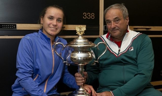 Former taxi driver becomes Grand Slam-winning coach