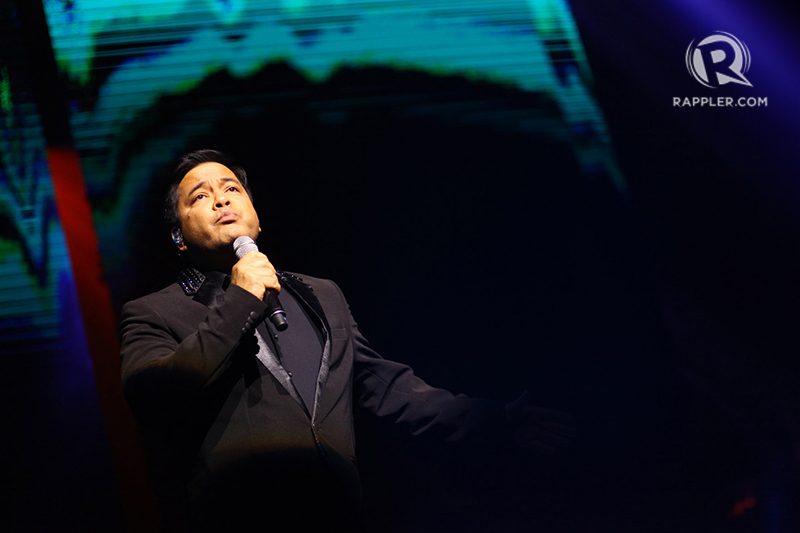 THE CONCERT KING. Martin Nievera performs one of his hits 'Kahit Isang Saglit'