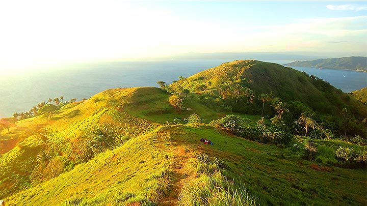 WORTH THE TREK. Climbing a mountain like Gulugod Baboy in Batangas promises breathtaking views from the top. Photo by Rhea Claire Madarang
