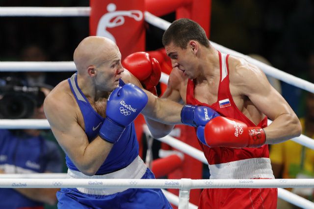 Russian boxer booed after controversial heavyweight gold win