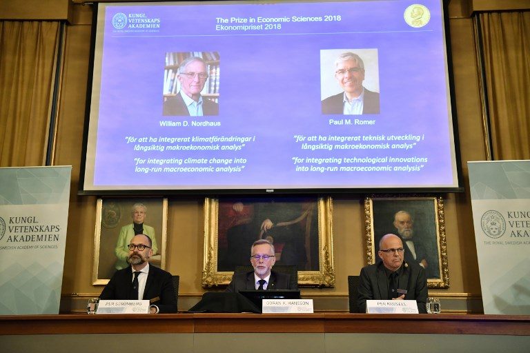 U.S. duo William Nordhaus , Paul Romer win Nobel Economics Prize 2018