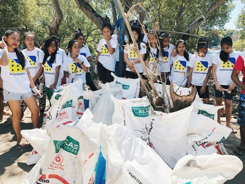 COASTAL CLEANUP. Last February, Bye Bye Plastic Bags Philippines organized a coastal cleanup in Nasugbu, Batangas.