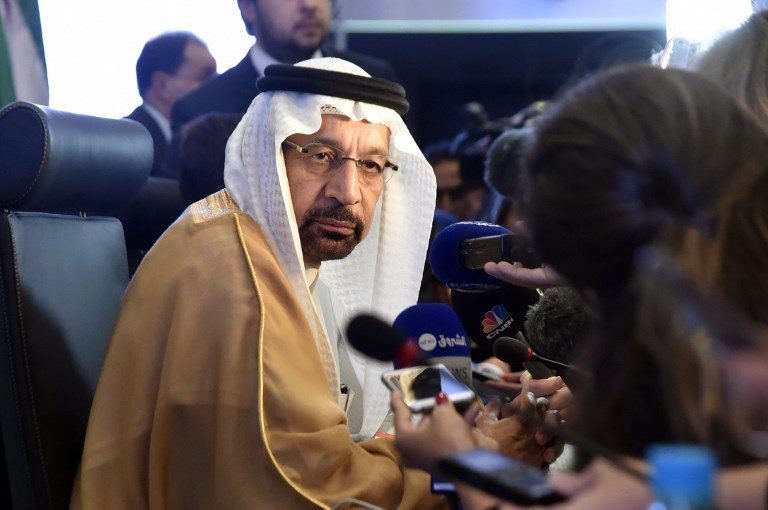 Saudi, UAE see sufficient oil supplies, rising stocks