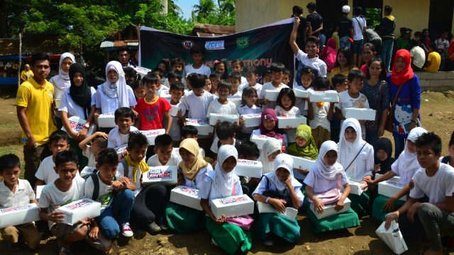 WATCH: How shoeboxes bring hope to remote, conflict-hit schools