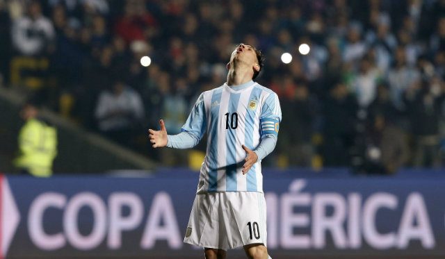 Messi sparkles as Argentina thrashes Paraguay