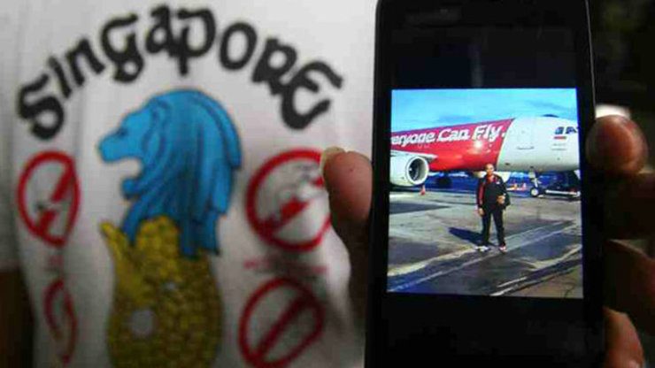 Missing AirAsia plane caps disastrous 2014 for aviation