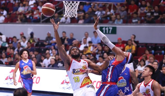 Locke says ‘couple of bad calls’ messed up rhythm in losing PBA debut