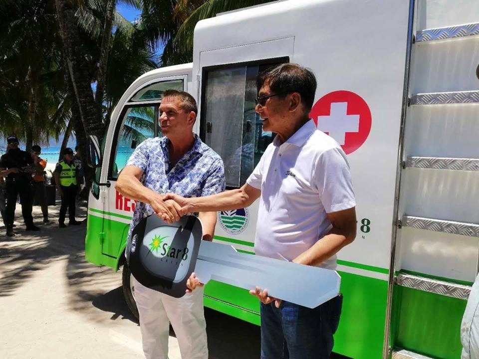LOOK: Gov’t receives e-vehicles for Boracay patrol, rescue