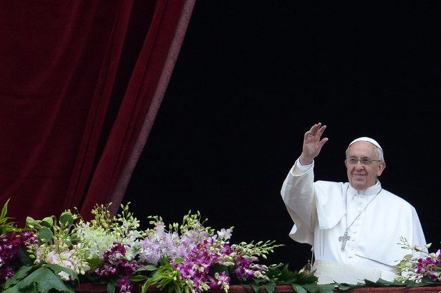 Pope Francis’ Easter message: Be respectful, ready to help