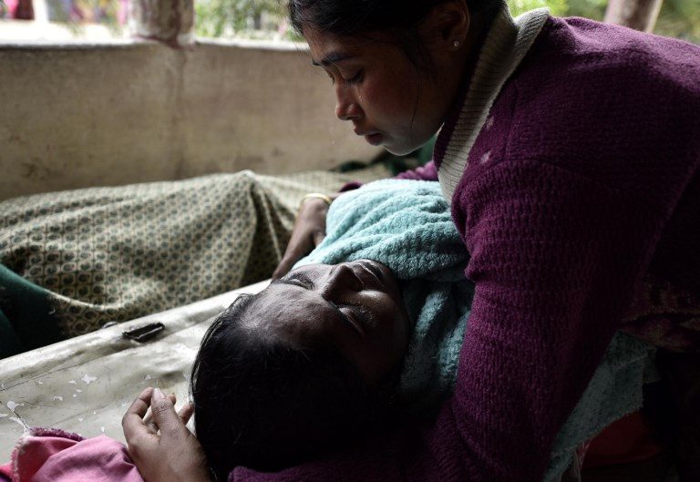 Toxic alcohol kills 93 in India, hundreds hospitalized