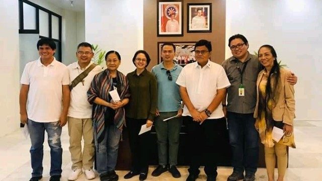 BETTER TIMES. Mayor Edgar Labella (3rd from right) and Bambi Beltran (far right) take a picture after he swore in the Cebuano Cinema Development Council in October 2019. Photo courtesy of Diem Judilla   