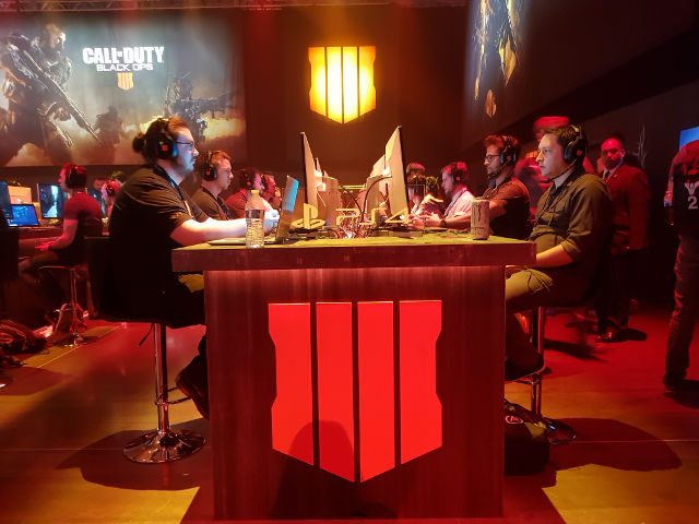 PLAYING BLACK OPS 4. Gamers get a taste of 'Call of Duty: Black Ops 4' at an event in the US. Photo by Nadine Pacis 