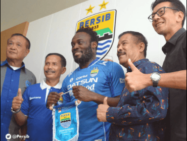 Resmi: Persib Bandung rekrut mantan bintang Chelsea Michael Essien