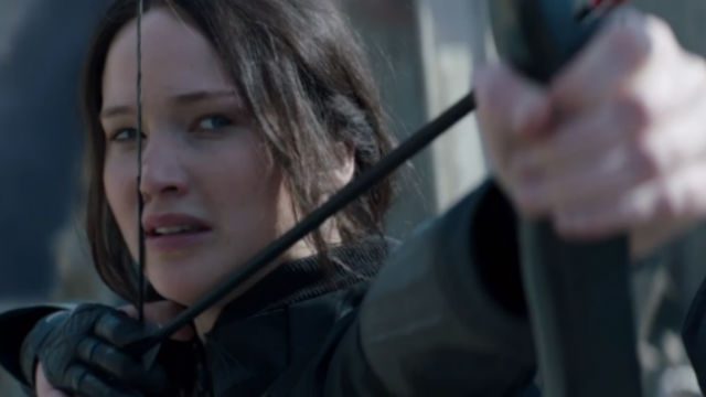 WATCH: Katniss preps for battle in new ‘Mockingjay’ trailer