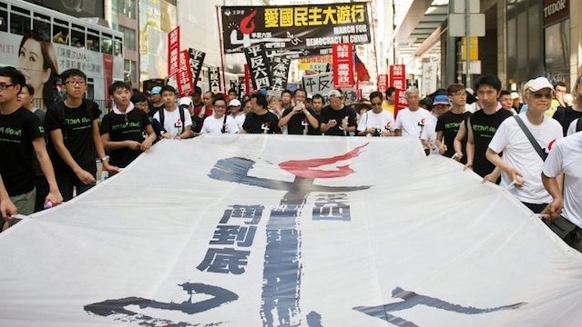 Students push for action in Hong Kong democracy battle