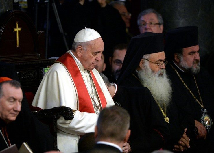 Pope Francis urges healing of Catholic, Orthodox split