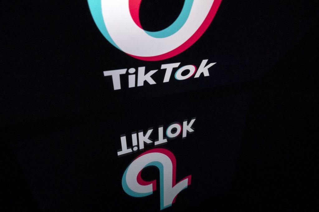 U.S. lawmakers told of security risks from China-owned TikTok
