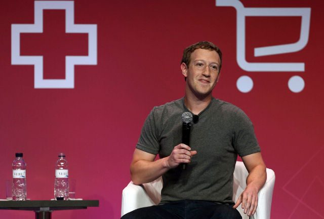 Facebook’s Zuckerberg ‘sympathetic’ with Apple’s fight with US authorities