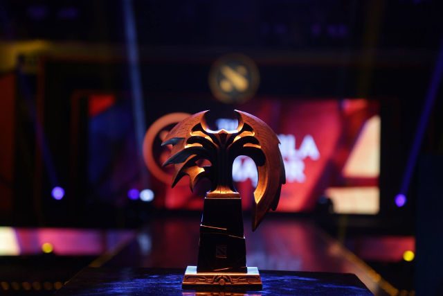 TO FIGHT FOR. Combatants at the Manila Major vie not only for a large prize pool, but also for a highly-coveted trophy. Photo by PGL eSports from Facebook. 