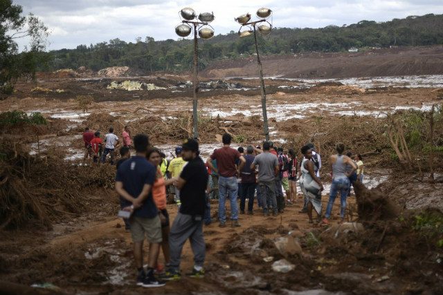 New alert as hundreds feared dead in Brazil dam disaster