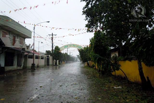 Typhoon Ruby hits Eastern Samar