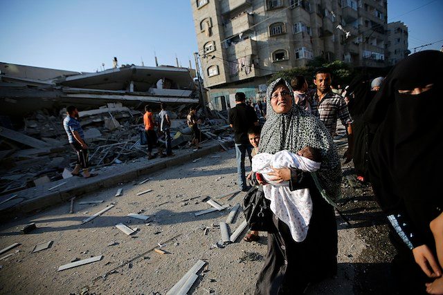 World pushes for truce as Israel batters Gaza
