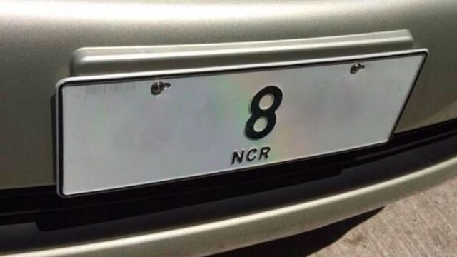 LOOK: Lawmakers ordered to return protocol plates