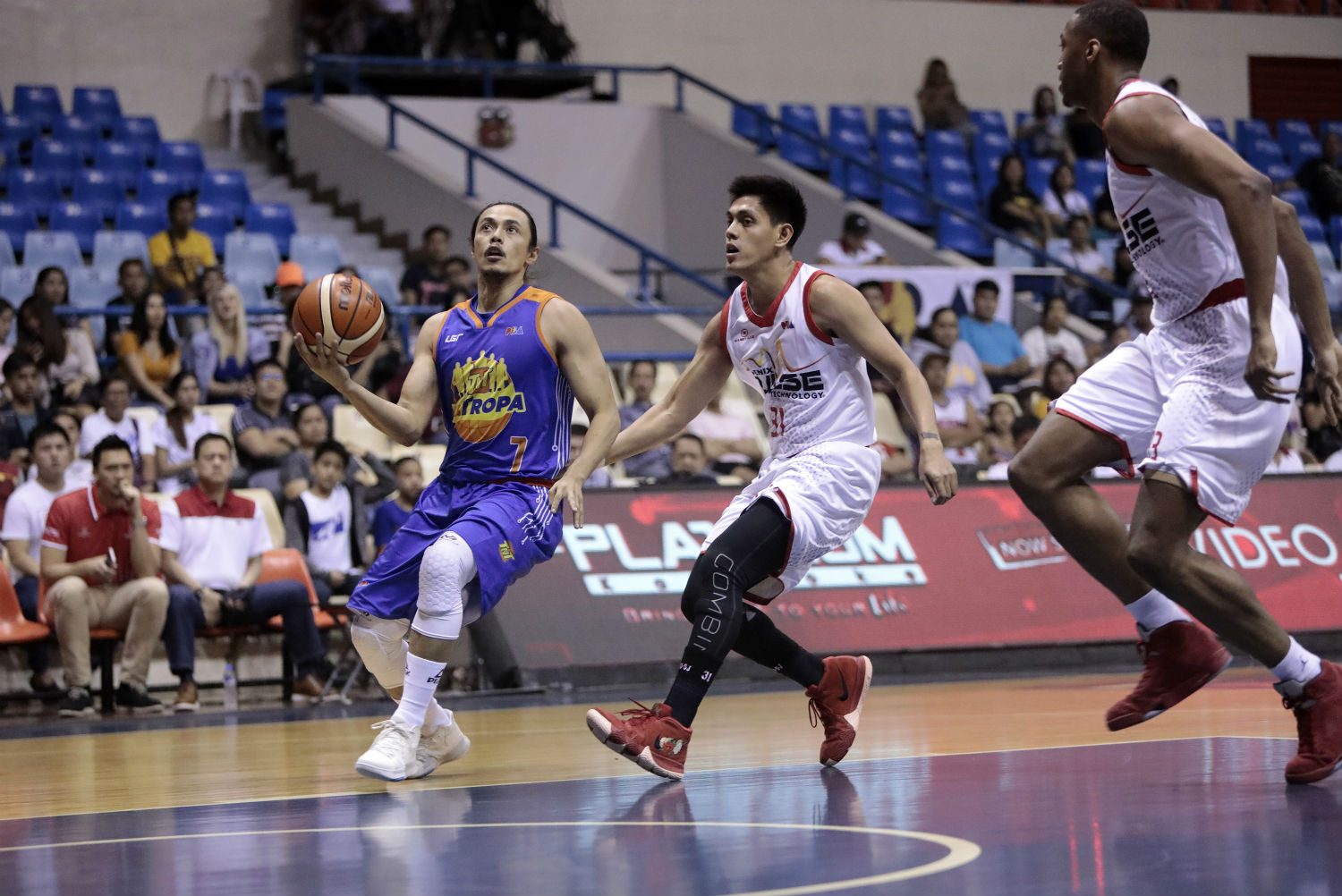 Romeo finds touch as TNT books 2nd straight win at Phoenix’s expense