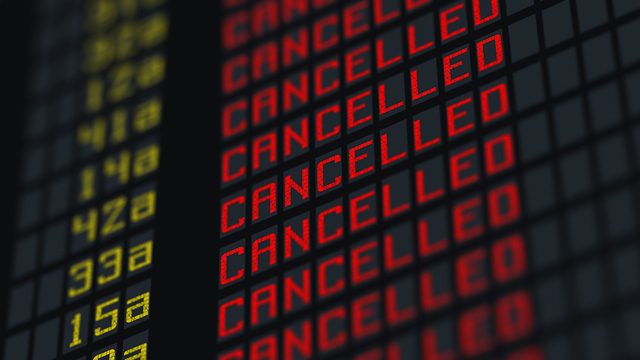 Saudi Arabia to suspend international flights over virus