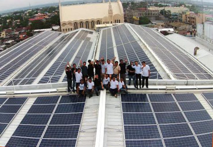 8 malls to be solar-powered by end of 2014