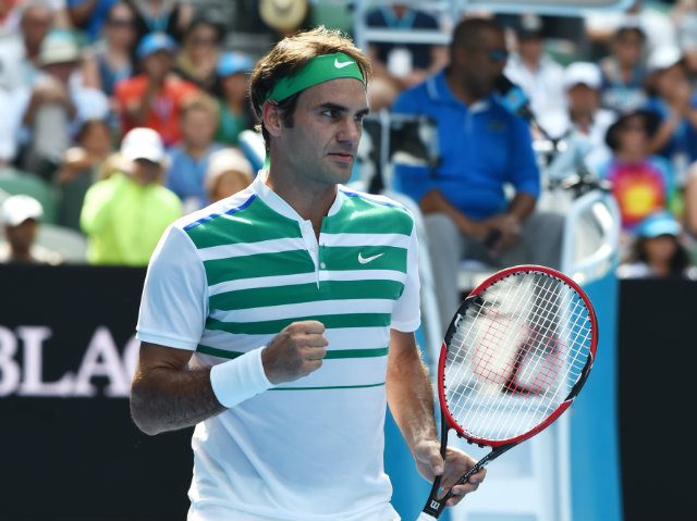 Federer thrashes Berdych to reach 12th Aussie Open semis