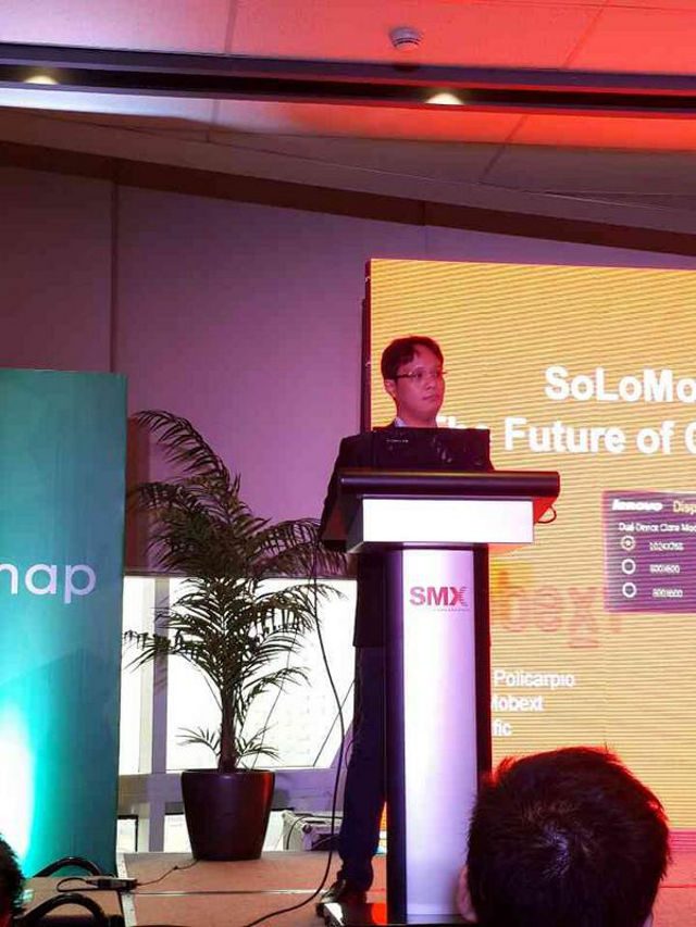 SOLOMOCO. Art Policarpio discusses SoLoMoCo at the IMMAP Summit. Photo by Kaye Cabal. 