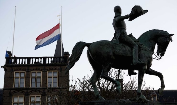 Netherlands honors MH17 victims with memorial ceremony