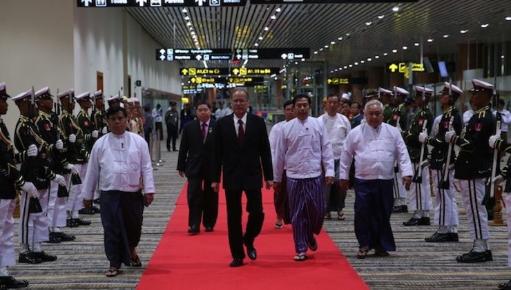 25th ASEAN Summit opens in Myanmar