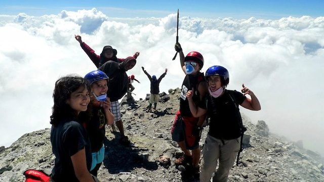 When mountaineers climb active volcanoes
