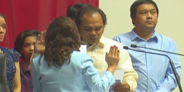 Paul Hernandez takes oath as new Kabayan lawmaker
