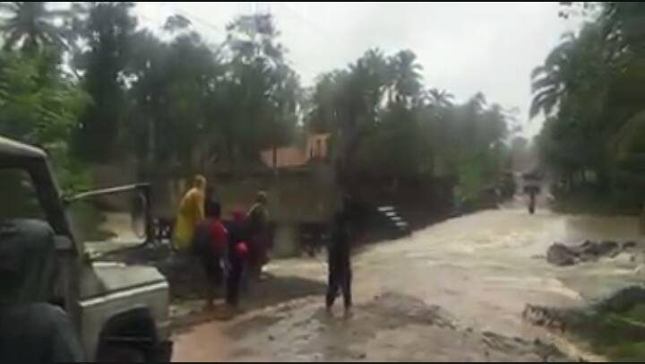 Rescue teams rush to  Basilan capital as floods hit villages