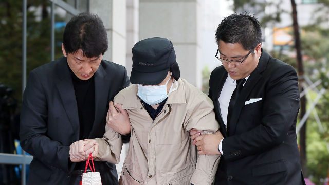 Head of S. Korea ferry company detained; license to be revoked