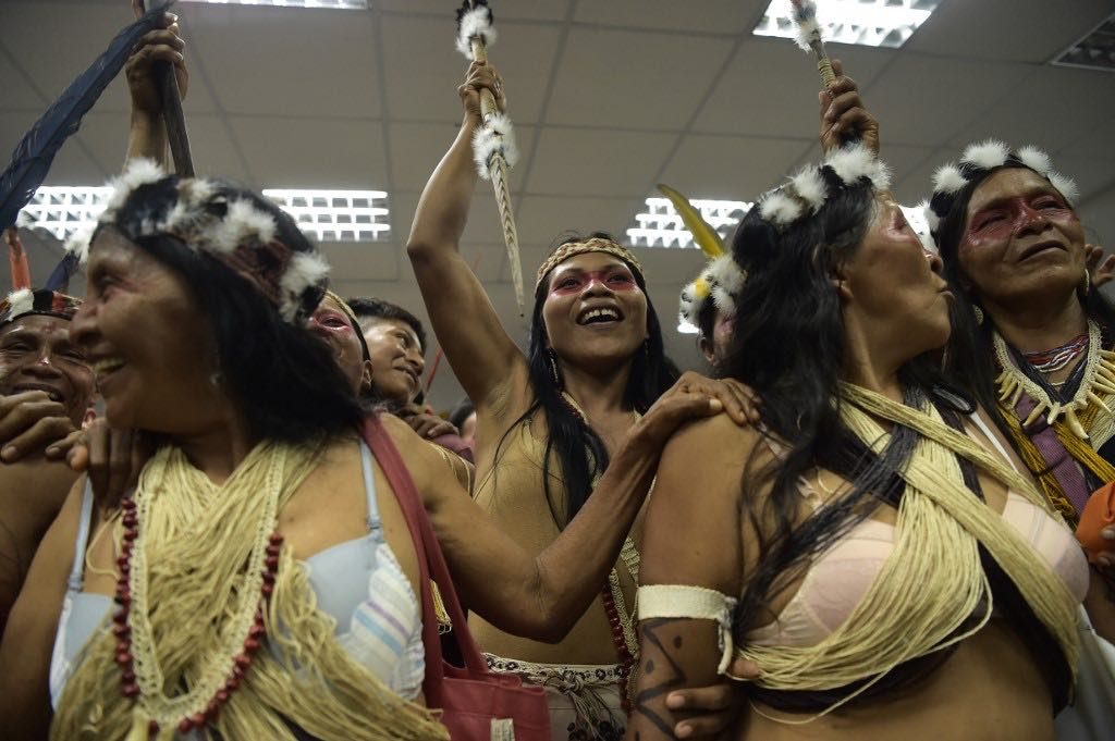 Ecuador Amazon tribe win first victory against oil companies
