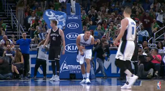 WATCH: Aaron Gordon jumps out of his shoe for alley-oop dunk