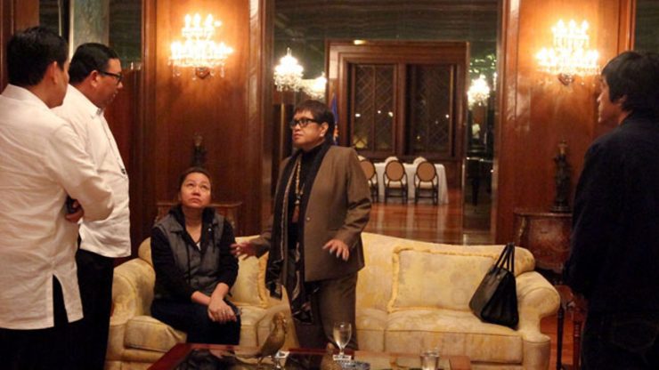 SURRENDER. Janet Lim Napoles surrenders to President Aquino. Malacañang photo