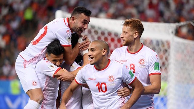 GOL KEDUA. Timnas Tunisia merayakan gol kedua mereka melawan Panama. Foto dari FIFA.com 
