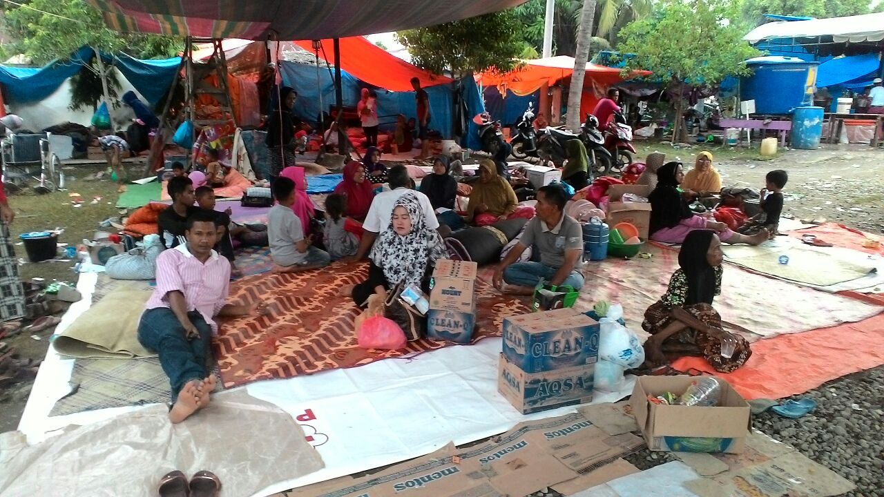 Gempa Aceh: Pengungsi belum mandi empat hari
