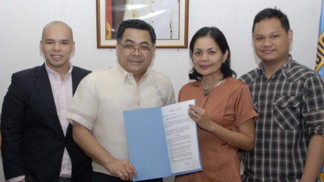 Rappler, DepEd sign 2014 Palarong Pambansa memorandum