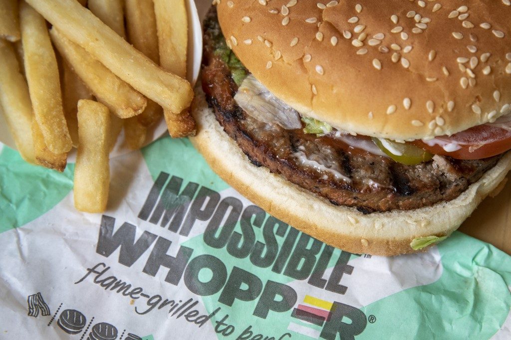 ZERO-MEAT BURGER. In this photo illustration, the new Impossible Whopper sits on a table on August 8, 2019 in the Brooklyn borough of New York City. 
Photo by Drew Angerer/Getty Images/AFP  
