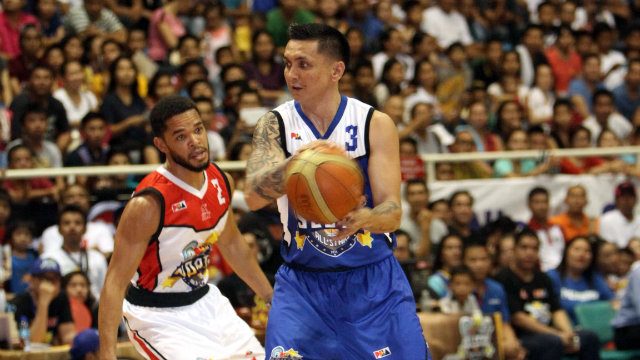 COURT GENERAL. Jimmy Alapag sets the record with most assists in an All Star Game at 17. Photo by Nuki Sabio/PBA Images 