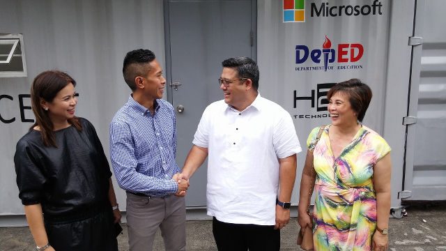 Microsoft, DepEd test self-contained, mobile classroom