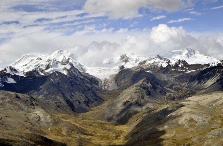 Andes glaciers: Ailing giants hit by climate change
