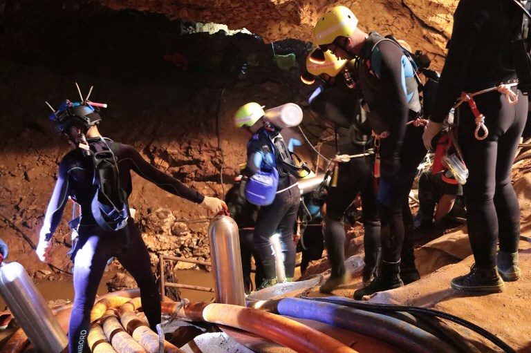 Conditions ‘perfect’ for evacuation of Thai boys in cave