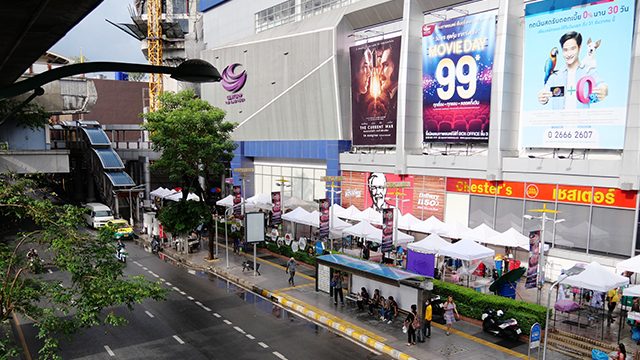 Woman gunned down in new Thai mall shooting